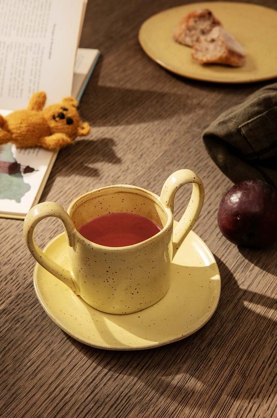 Ferm Living kubek Flow Kids Mug 1104263206 żółty AA00