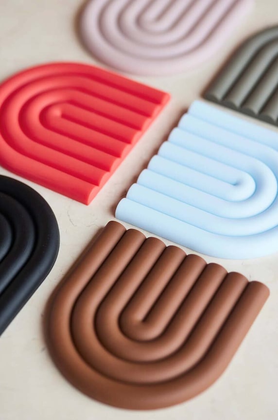 OYOY konyhai állvány Rainbow Trivet L301216 piros AA00