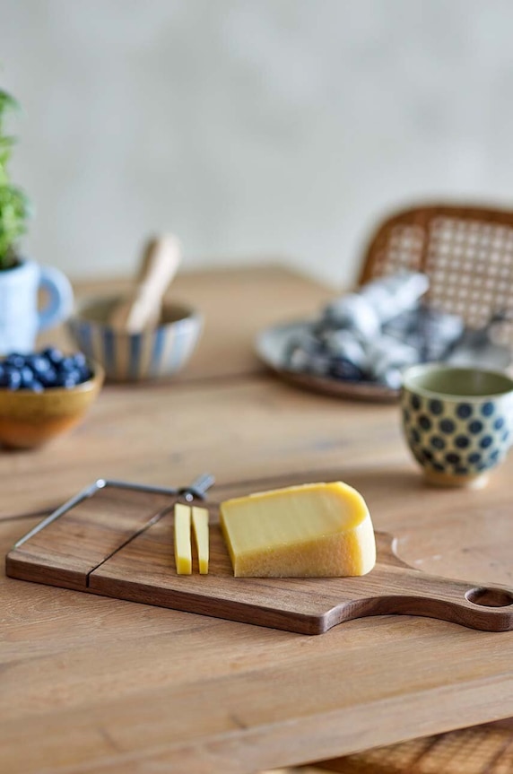 Bloomingville deska do krojenia z nożem Feras Cheese Slicer brązowy 82060450