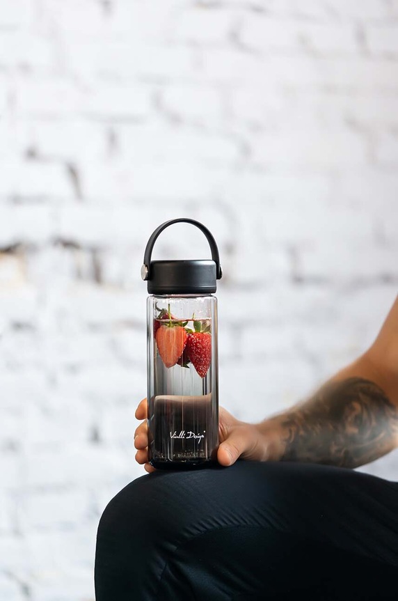 Vialli Design sticlă de ceai Fuori 350 ml 30176 negru