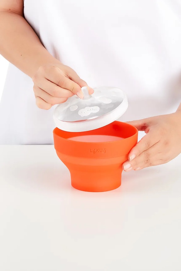 Мини контейнер за пуканки Lekue 2 x 700 ml (2 броя) 881664 червен