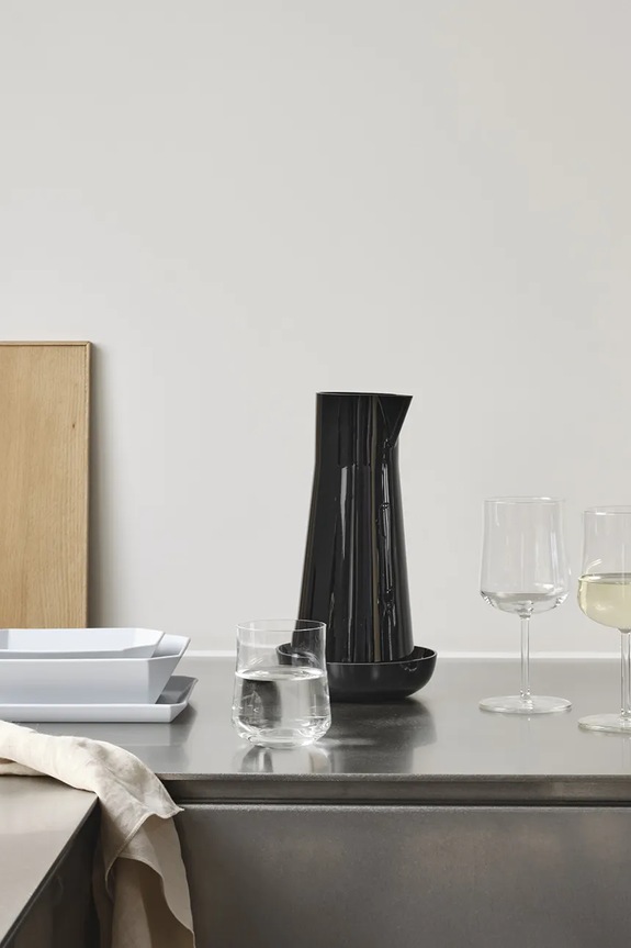 Bucătărie și bar Orrefors carafă Informal 1 L 6402707 negru