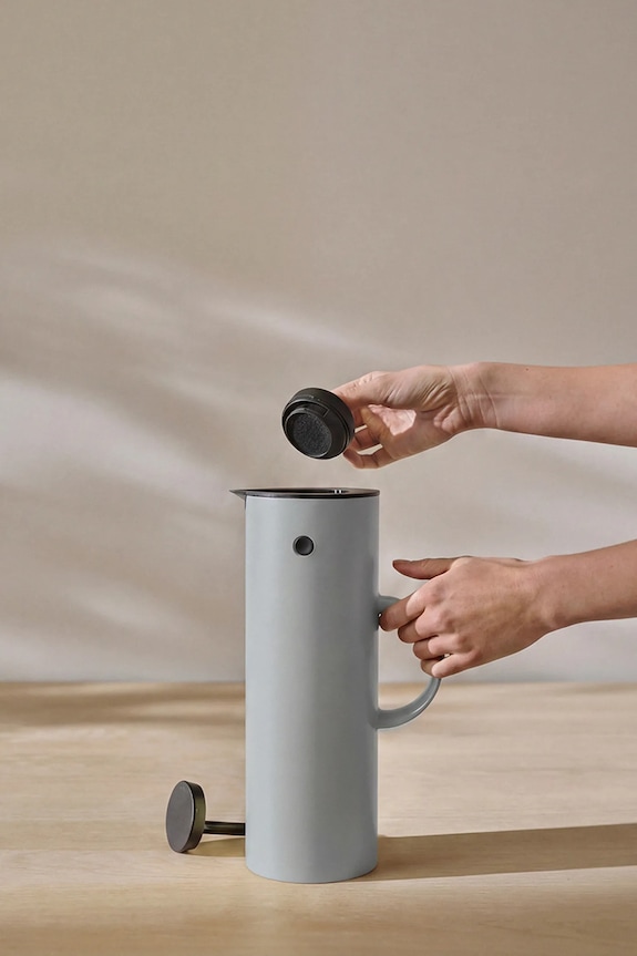 Bucătărie și bar Stelton carafă termică din plastic 1 l 995.13 gri