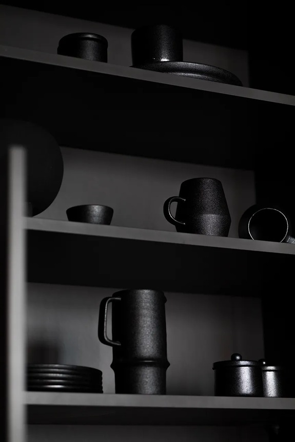 Byon brocca in porcellana 650 ml 5275000601 nero AA00