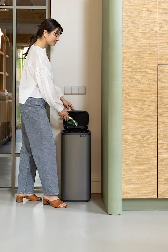 Brabantia szemetes Bo Touch 30 L 238260