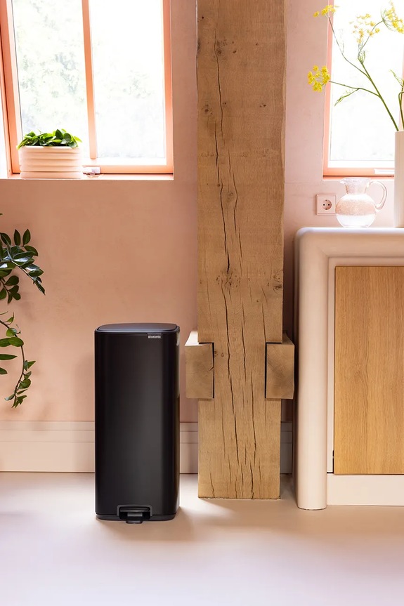 Κάδος σκουπιδιών Brabantia Bo 30 L μαύρο 238109