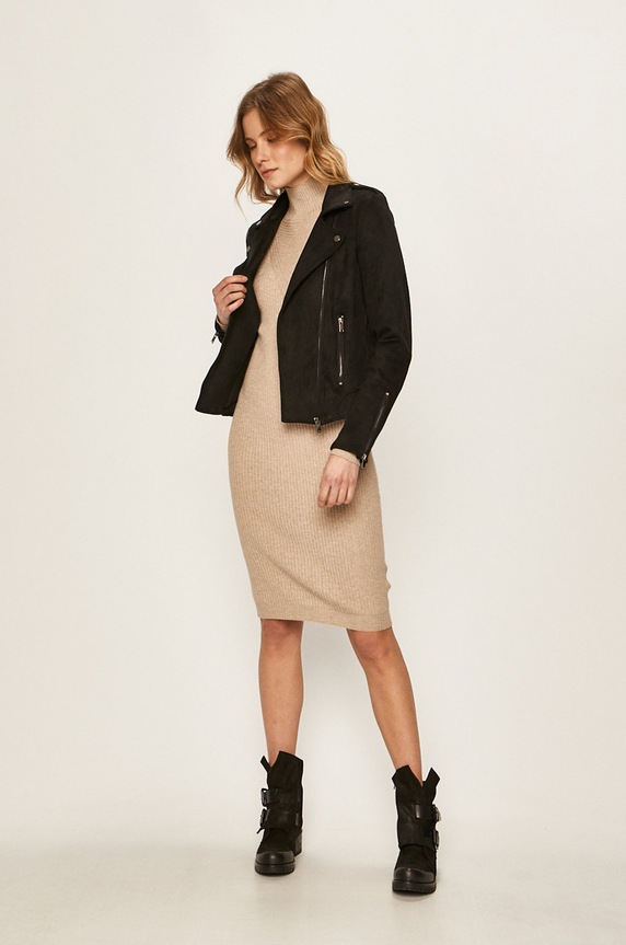 Vila Ramoneska 14057232 czarny AA00