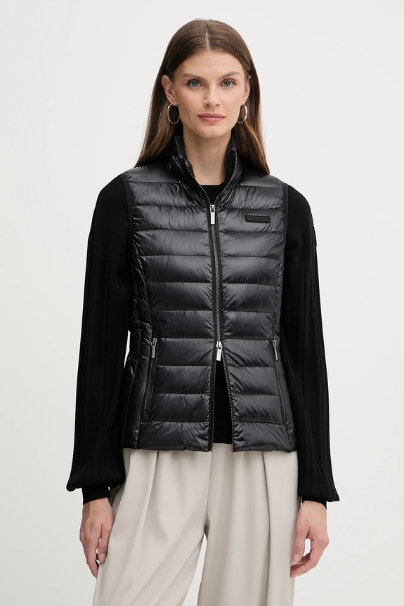 Пуховая безрукавка Armani Exchange с утеплением чёрный XW001921.AF18757.NOS