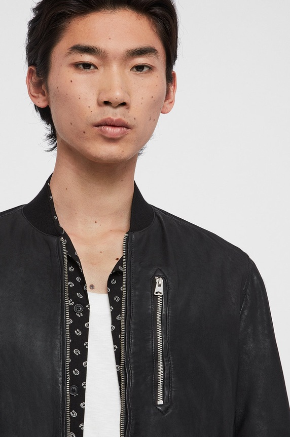 Kožená bomber bunda AllSaints Kino Leather Bomber ML026J černá AA00