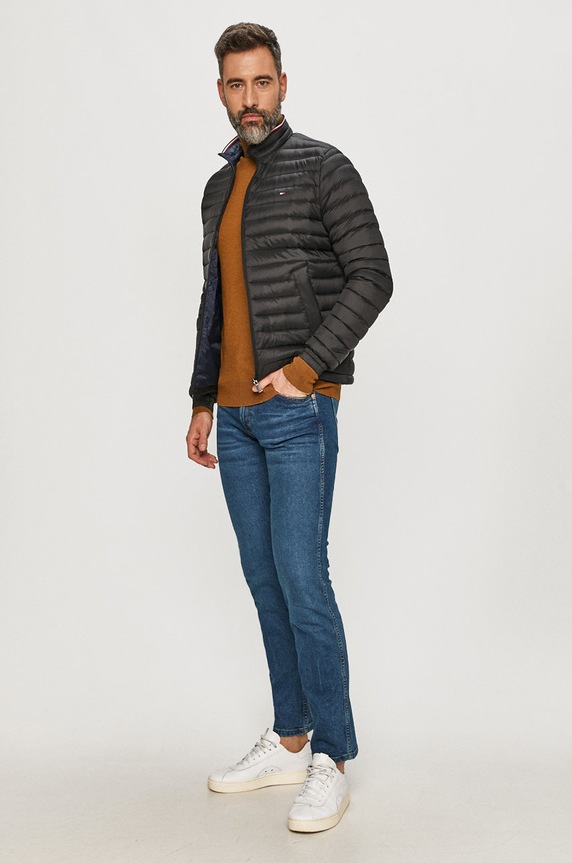 Tommy Hilfiger - Kurtka puchowa MW0MW12720 czarny AA00
