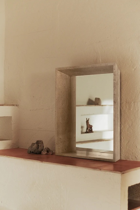 Вітальня та спальня Настінне дзеркало ferm LIVING Lancet 63,5 x 53 x 12 cm 1104271108 бежевий
