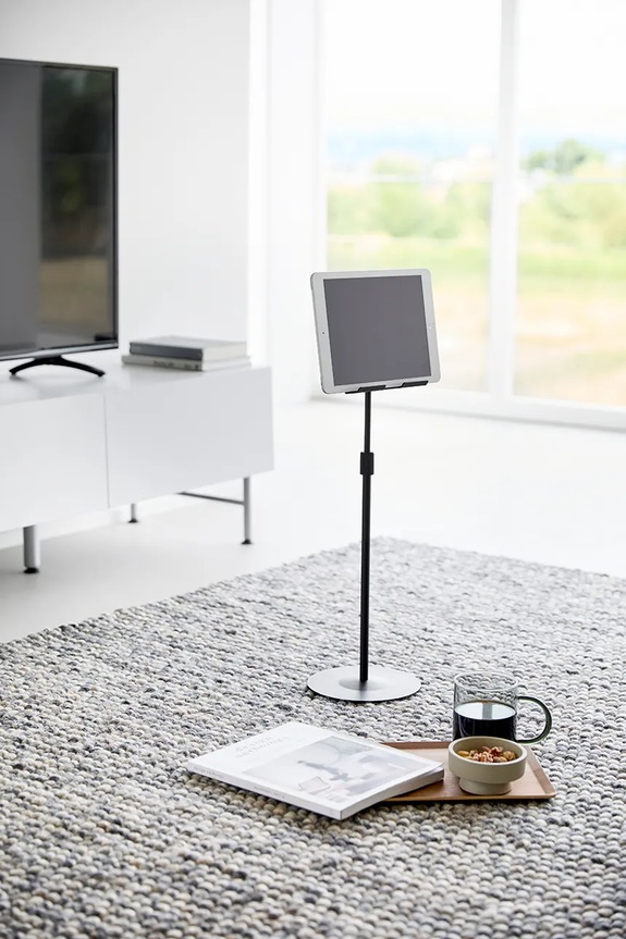 Yamazaki supporto per tablet regolabile Smart 17 x 17 x 40,8 - 65,8 cm. 1434 nero