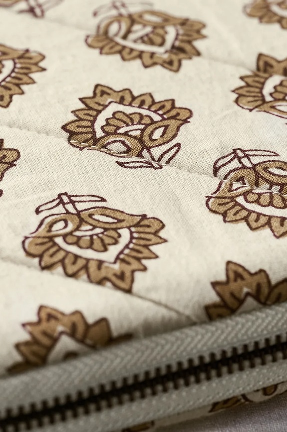 Lifestyle House Doctor θήκη για λάπτοπ 32 x 23 cm 203670821 μπεζ