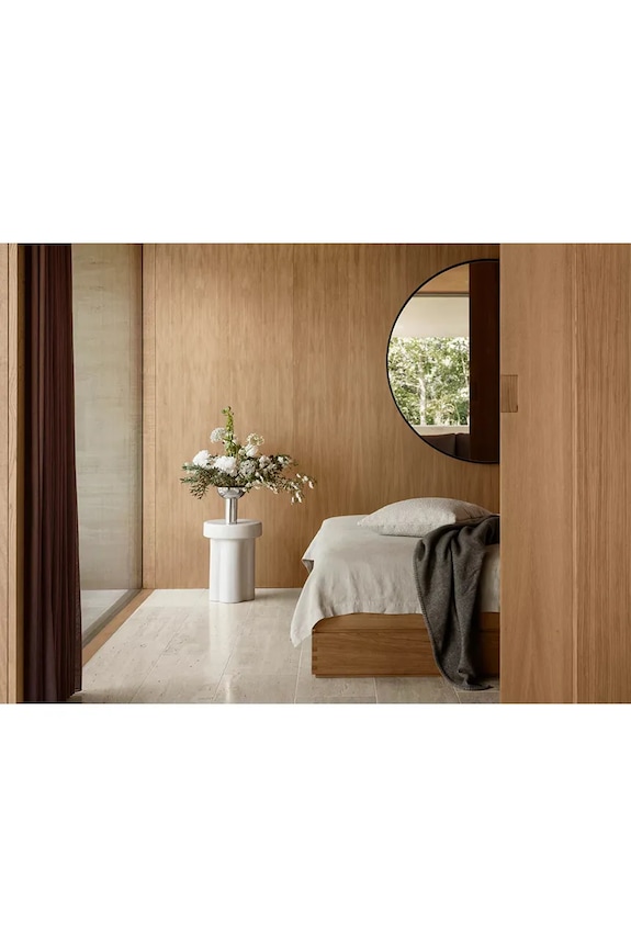 Salon i sypialnia Blomus stolik Toru 33 x 44 cm B67122 biały