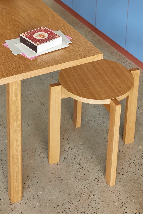 Salon i sypialnia Hübsch stołek drewniany 45 x42 cm 881601 brązowy