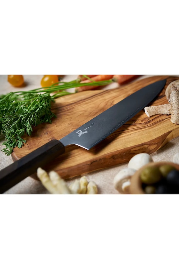 Кухонний ніж Yaxell Hana Santoku 16,5 cm 34801. коричневий