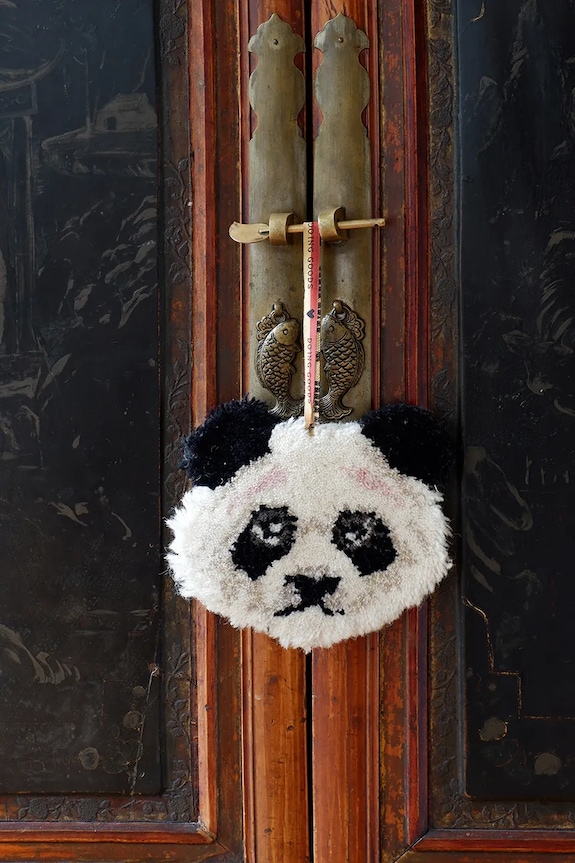 Nástenná dekorácia Doing Goods Plumpy Panda 19 x 16 x 2 cm viacfarebná 1.45.10.049.020.3