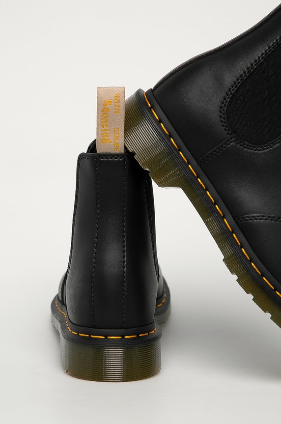 Obuwie Dr. Martens - Sztyblety Vegan 2976 DM21456001 czarny