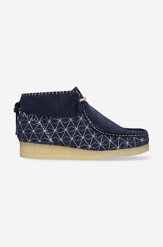 Clarks ankle boots Wallabee Boot suede navy 26168706