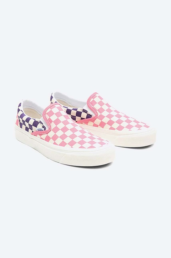 Vans plimsolls UA Classic Slip-On beige VN0A3JEX46A