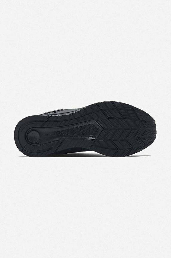 Обувки Under Armour UA W HOVR Flux MVMNT 3025355 001 3025355 черен AA00
