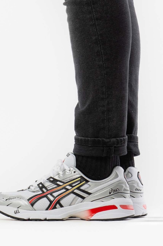 Кроссовки Asics 1021A285 Gel-1090 1021A285 серебрянный