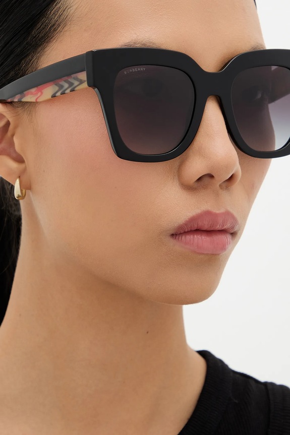 Burberry sunglasses 0BE4364