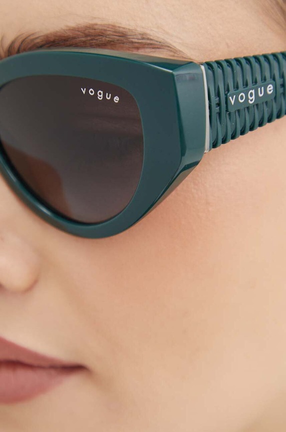 Akcesoria VOGUE okulary przeciwsłoneczne 0VO5566S zielony