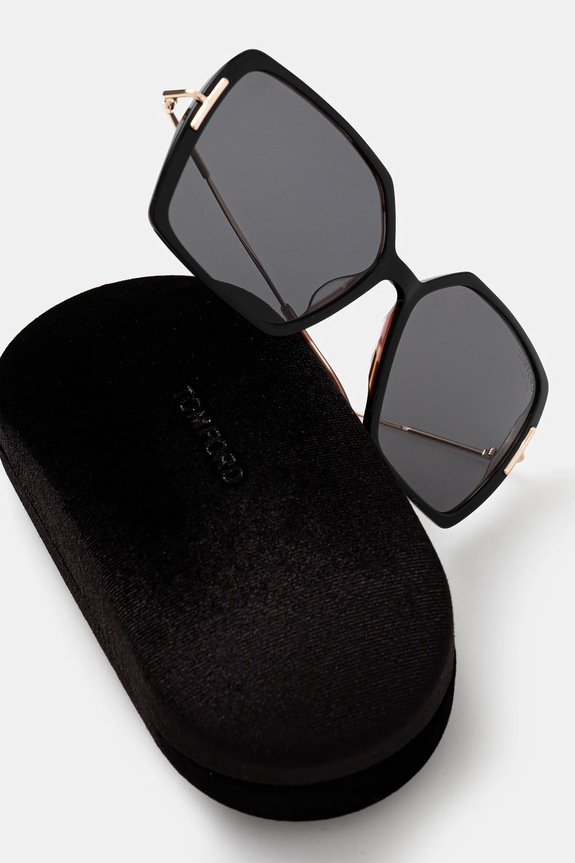 Tom Ford sunglasses Joanna black FT1039.5905D