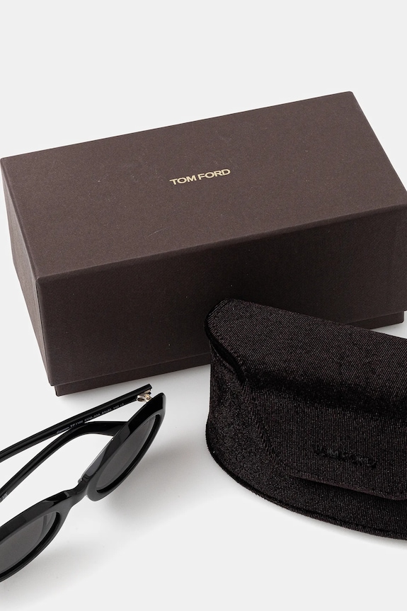 Солнцезащитные очки Tom Ford FT1186.5101A