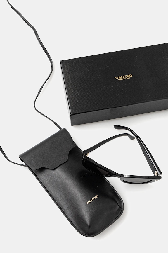 Слънчеви очила Tom Ford Athena FT1190.5301A черен