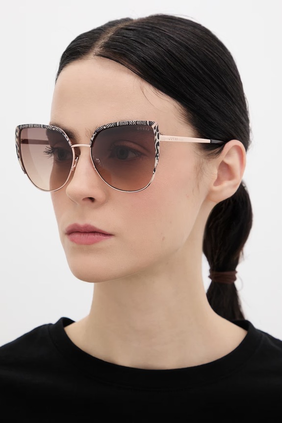 Γυαλιά ηλίου Guess ντεγκραντέ ροζ GU00217.5928F