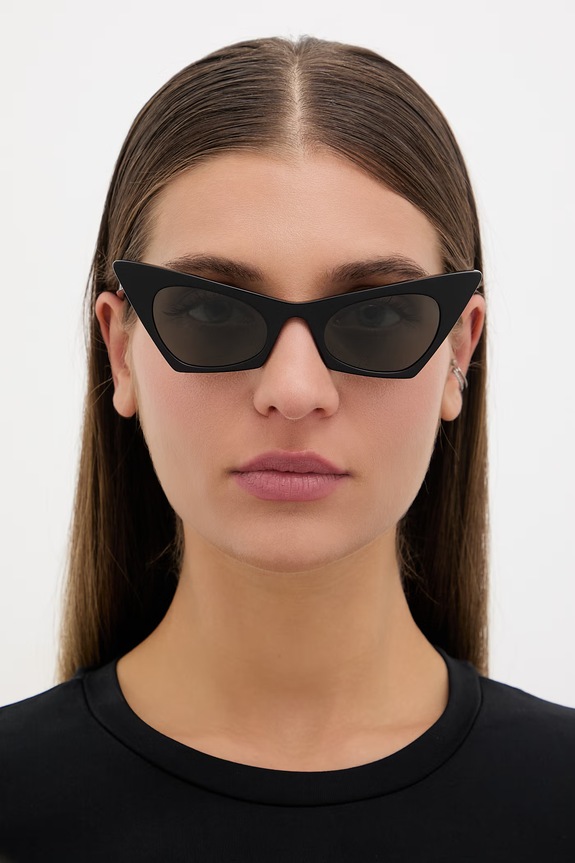 Alexander McQueen слънчеви очила тип котешко око дамски AM0557S черен