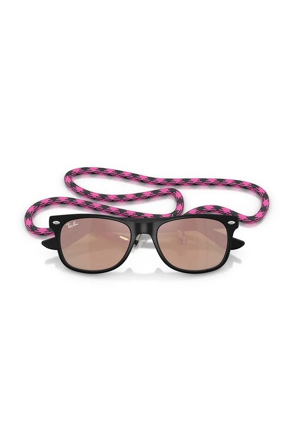 Детские солнцезащитные очки Ray-Ban Junior New Wayfarer 0RJ9052S чёрный