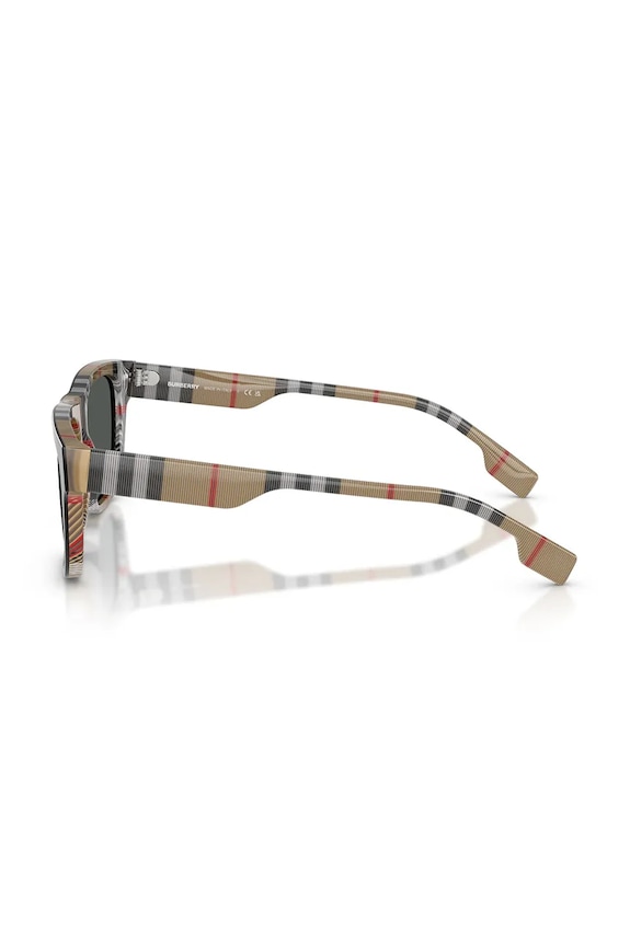 Слънчеви очила Burberry черен 0BE4293.380687