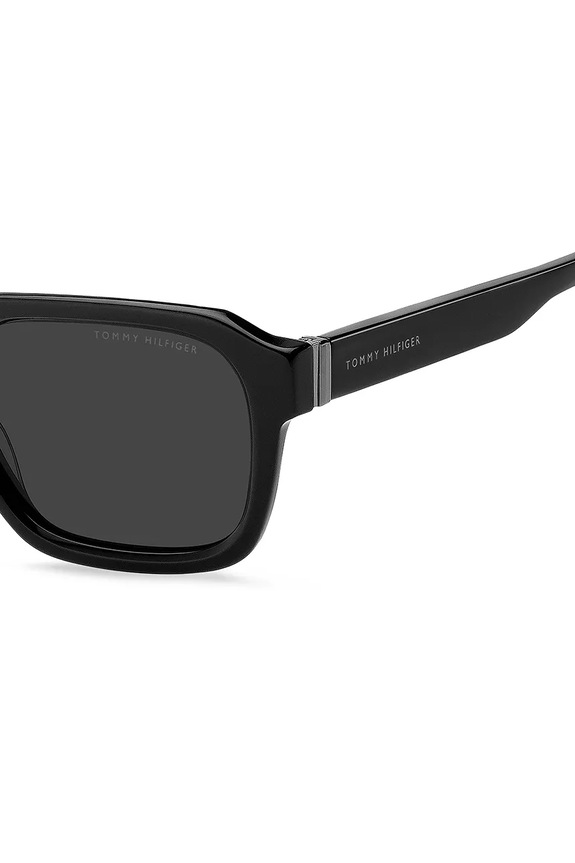 Tommy Hilfiger okulary przeciwsłoneczne męskie TH.2310/S czarny