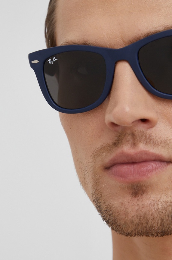 Ray-Ban okulary przeciwsłoneczne FOLDING WAYFARER 0RB4105