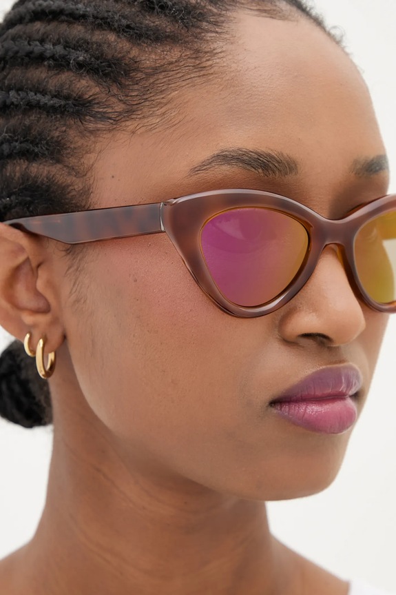 Guess okulary przeciwsłoneczne GU00137.5053C