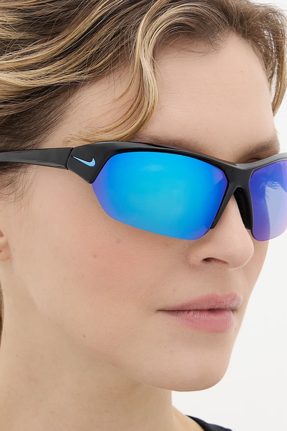 Nike okulary przeciwsłoneczne SKYLON DV2163 czarny