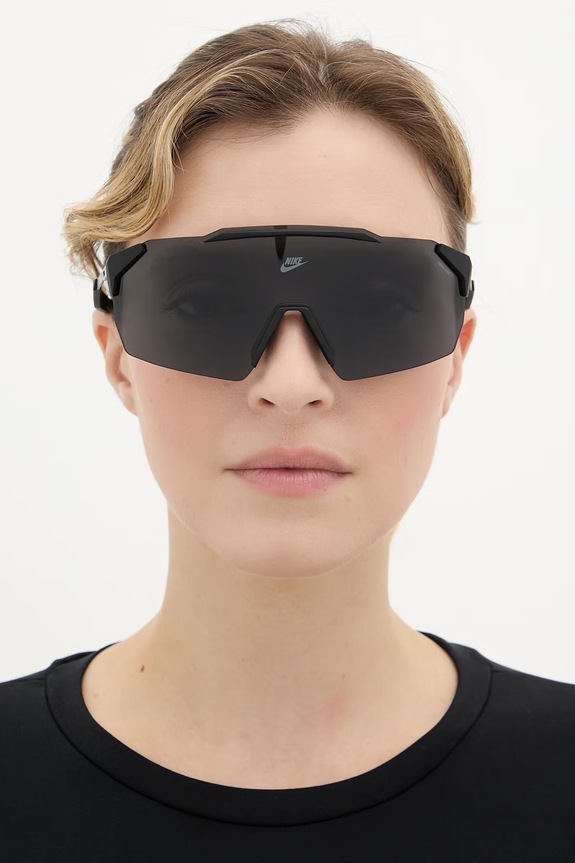 Nike okulary przeciwsłoneczne LIMITLESS czarny IB3521X