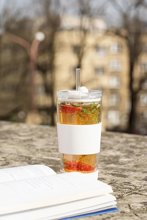 Termo vrč s slamico Vialli Design Fuori 600 ml 30404