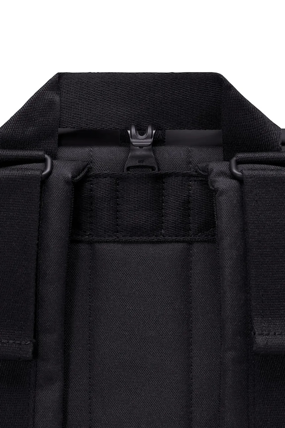 Городской рюкзак с креплением на багажник Ucon Acrobatics Lotus Infinity Black 16 L чёрный 105412LI40524