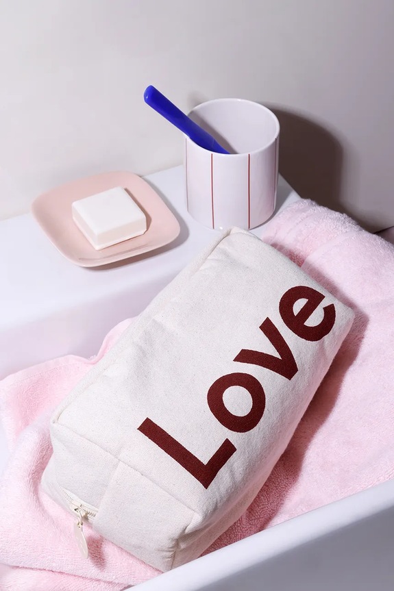 Kozmetická taška Design Letters 30203001BURLOVE béžová AA00
