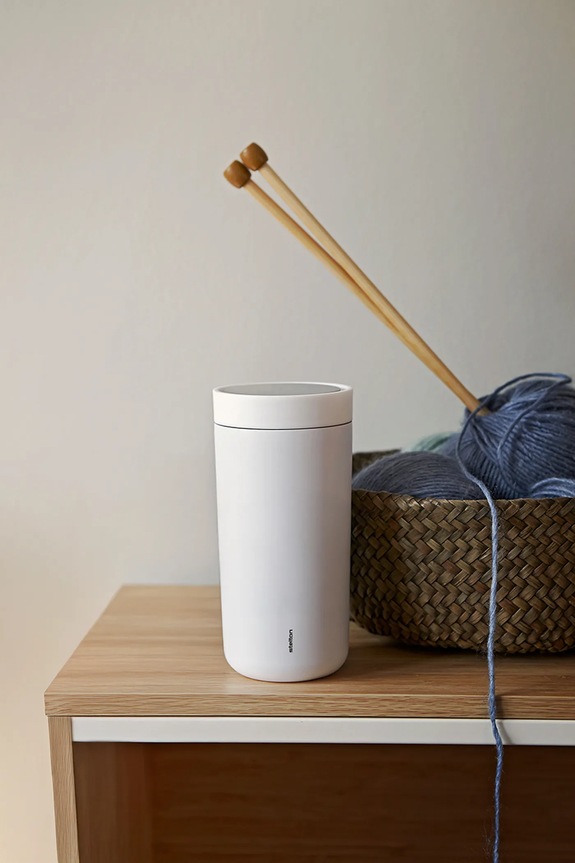 Stelton cană termică din oţel inoxidabil 0,4 l 685.3.1 alb AA00