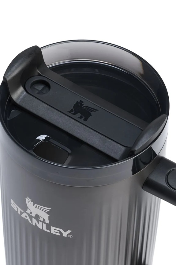 Lifestyle Stanley cană termică din oţel inoxidabil Quencher® H2.O FlowState™ Fluted 0,89 l 10.13003.0113 negru