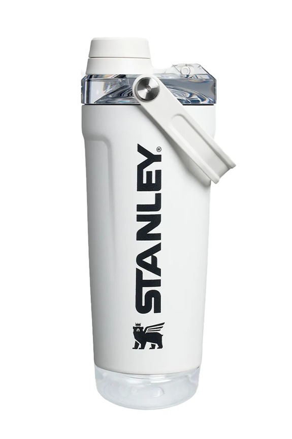 Stanley rozsdamentes acél Activate Shaker 0.6L fehér 10.13007.023