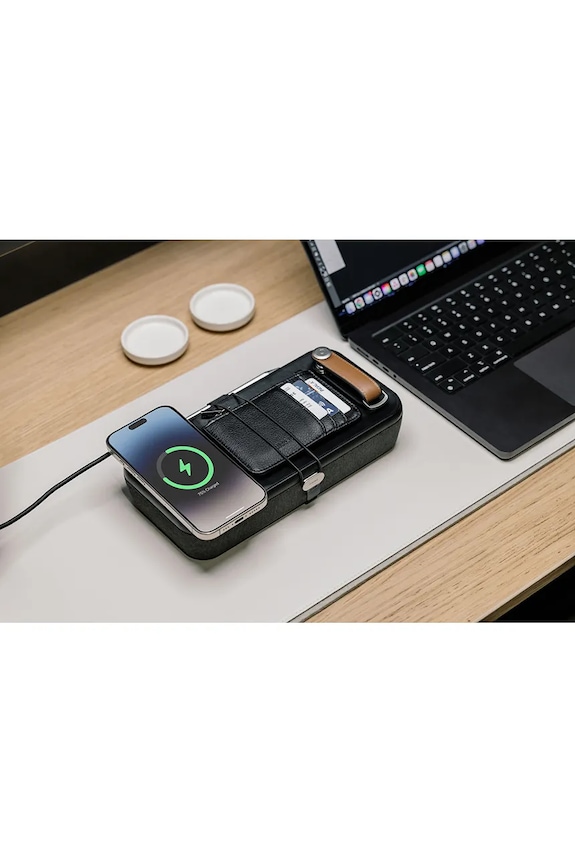 Prenosný kancelársky organizér s funkciou bezdrôtového nabíjania Orbitkey Nest v2 24 x 12 x 5 cm WNS2.BLK.104