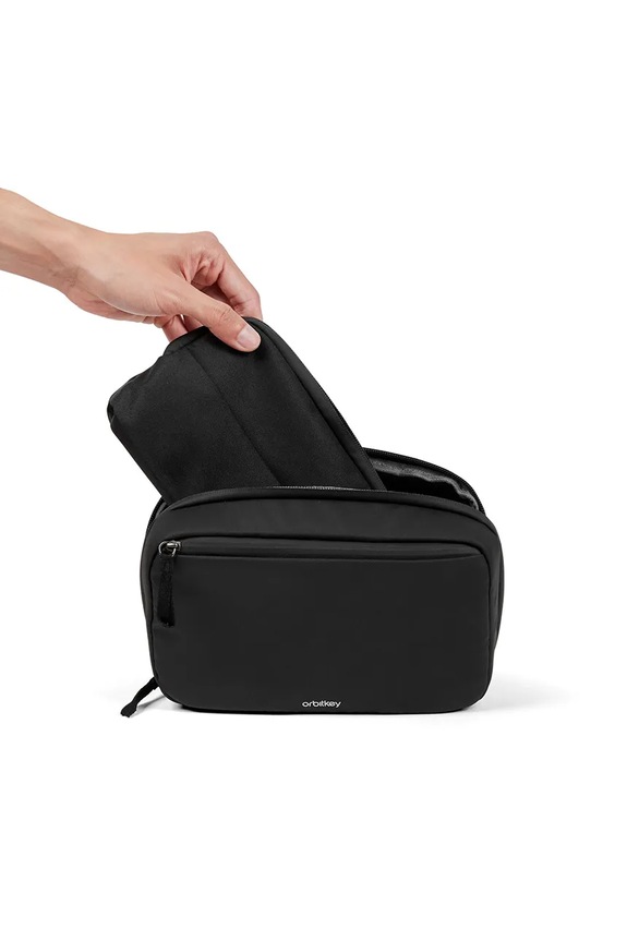 Cestovný organizér 2v1 Orbitkey Tech Pouch 23 x 14 x 8 cm čierna WTP1.BLK.109
