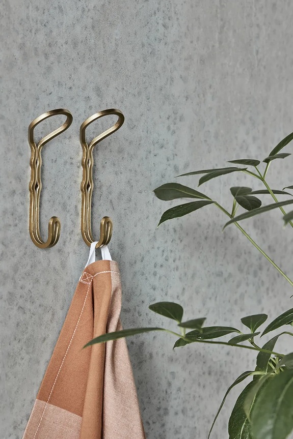 Κρεμάστρα τοίχου House Doctor HDYra 2-pack 203666061 χρυσαφί AA00