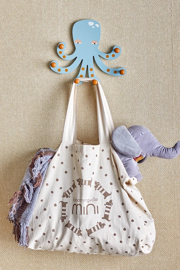 Bloomingville umeras de perete Oswall 30 x 26 x 6 cm albastru 82058462